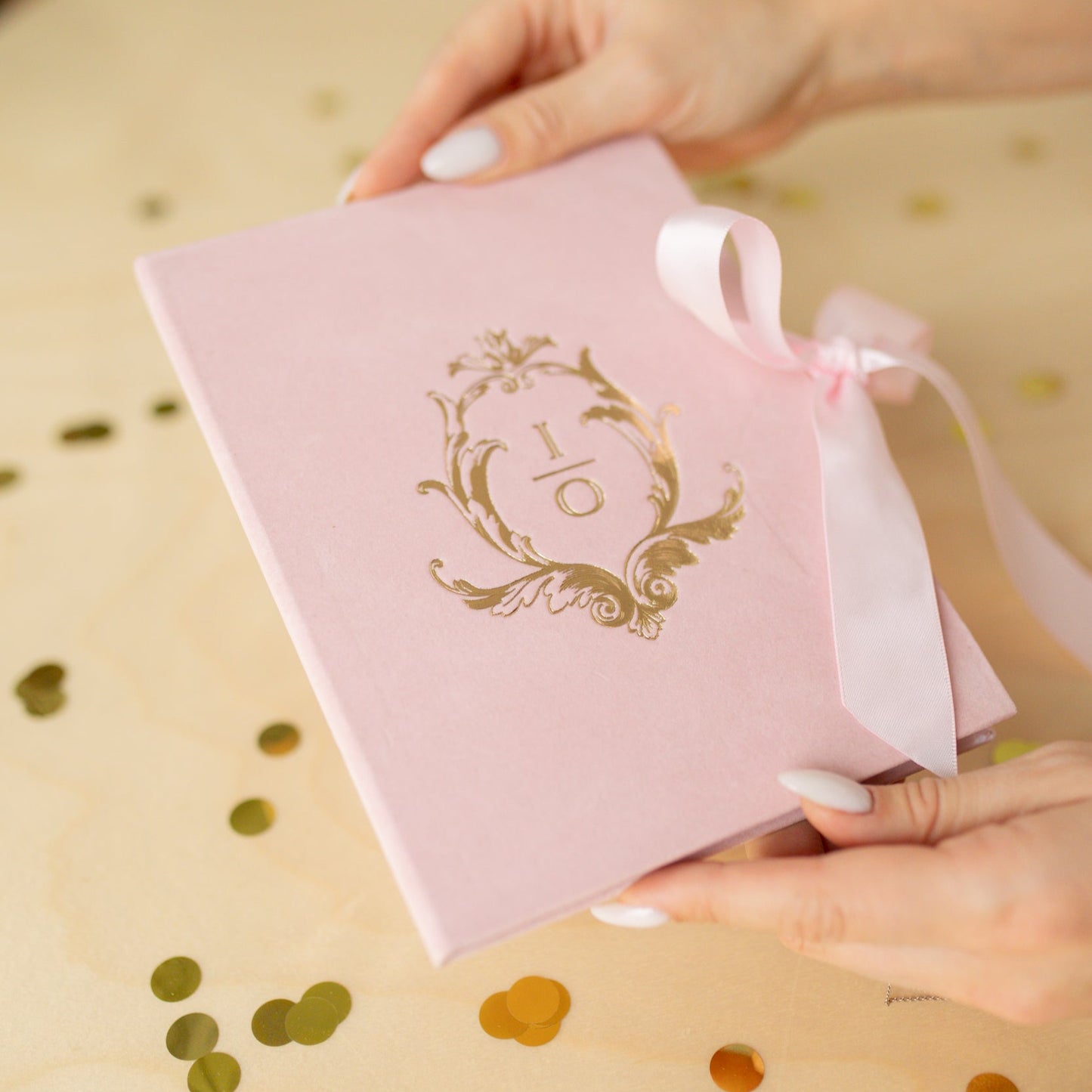 35 velvet Invitations