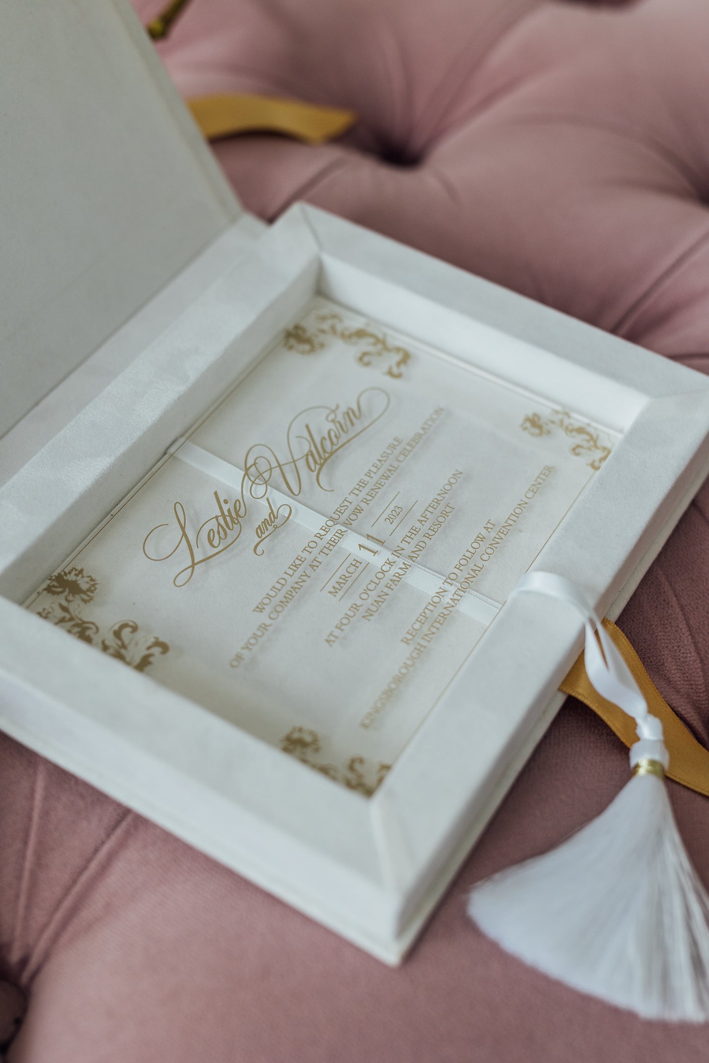 Luxury Crystal White Velvet Wedding Invitation Box Suede