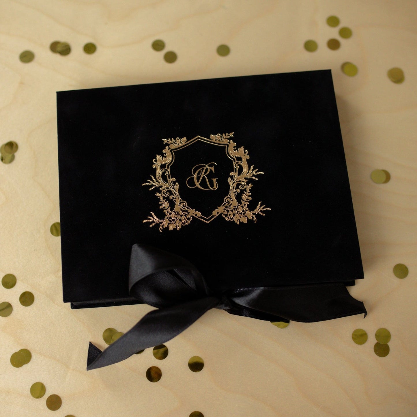 Creative Black Velvet Box