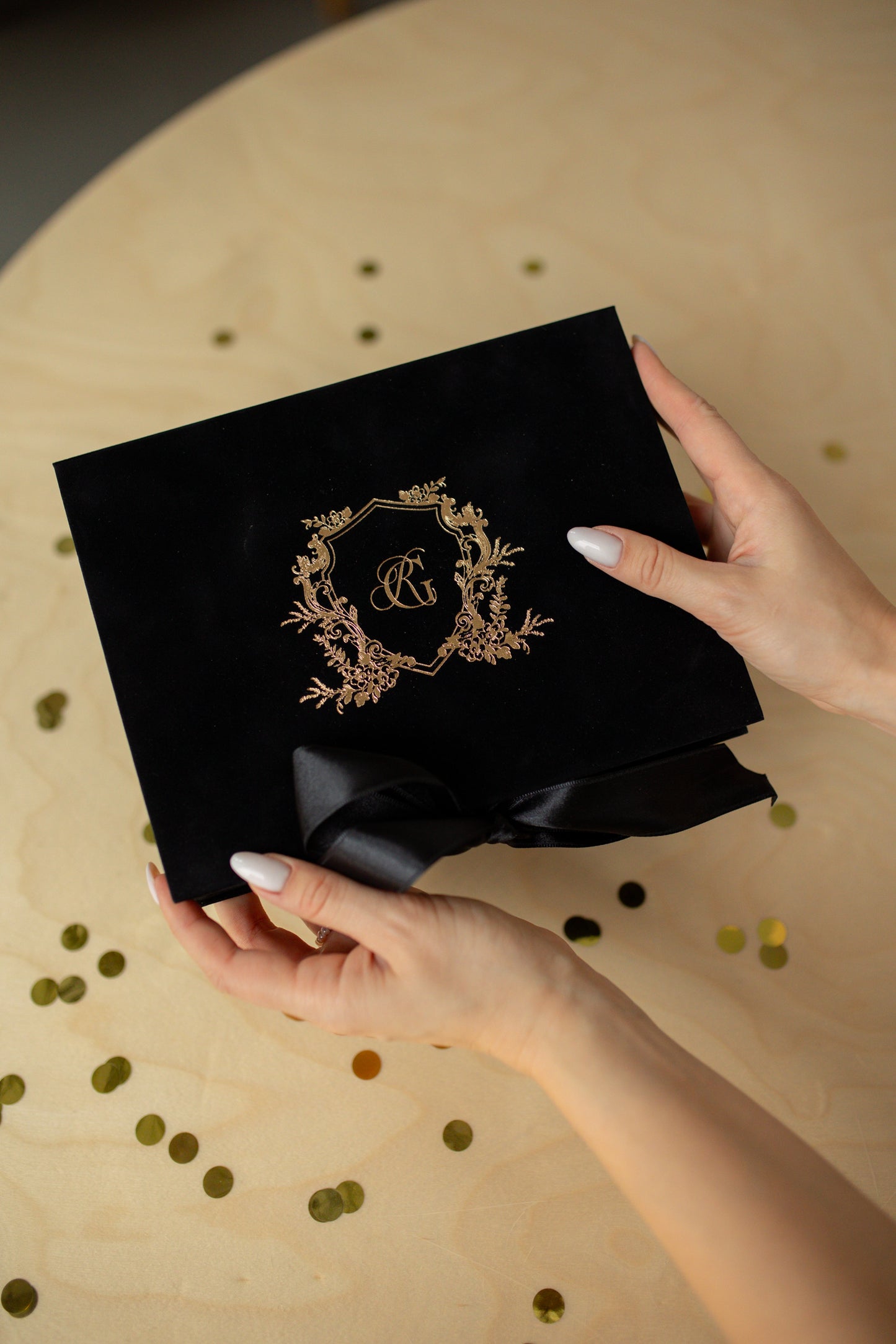 Creative Black Velvet Box