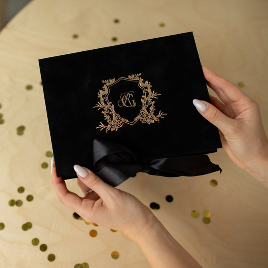 Creative Black Velvet Box